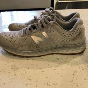 New balance shoes